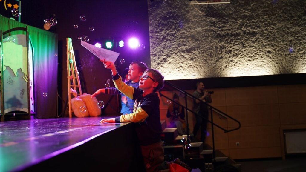 TEATRALNA WIECZORYNKA